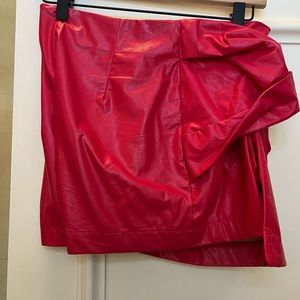 Red skort good for Alabama games